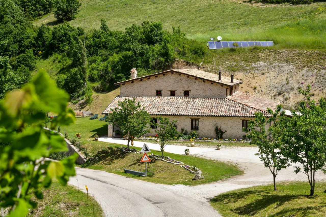 Agriturismo La Valle Dei Bronzetti Cascia Extérieur photo