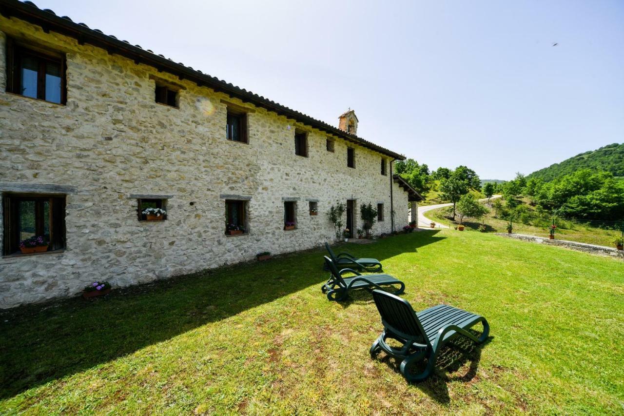 Villa Agriturismo La Valle Dei Bronzetti à Cascia Extérieur photo