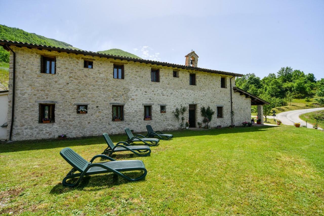 Villa Agriturismo La Valle Dei Bronzetti à Cascia Extérieur photo